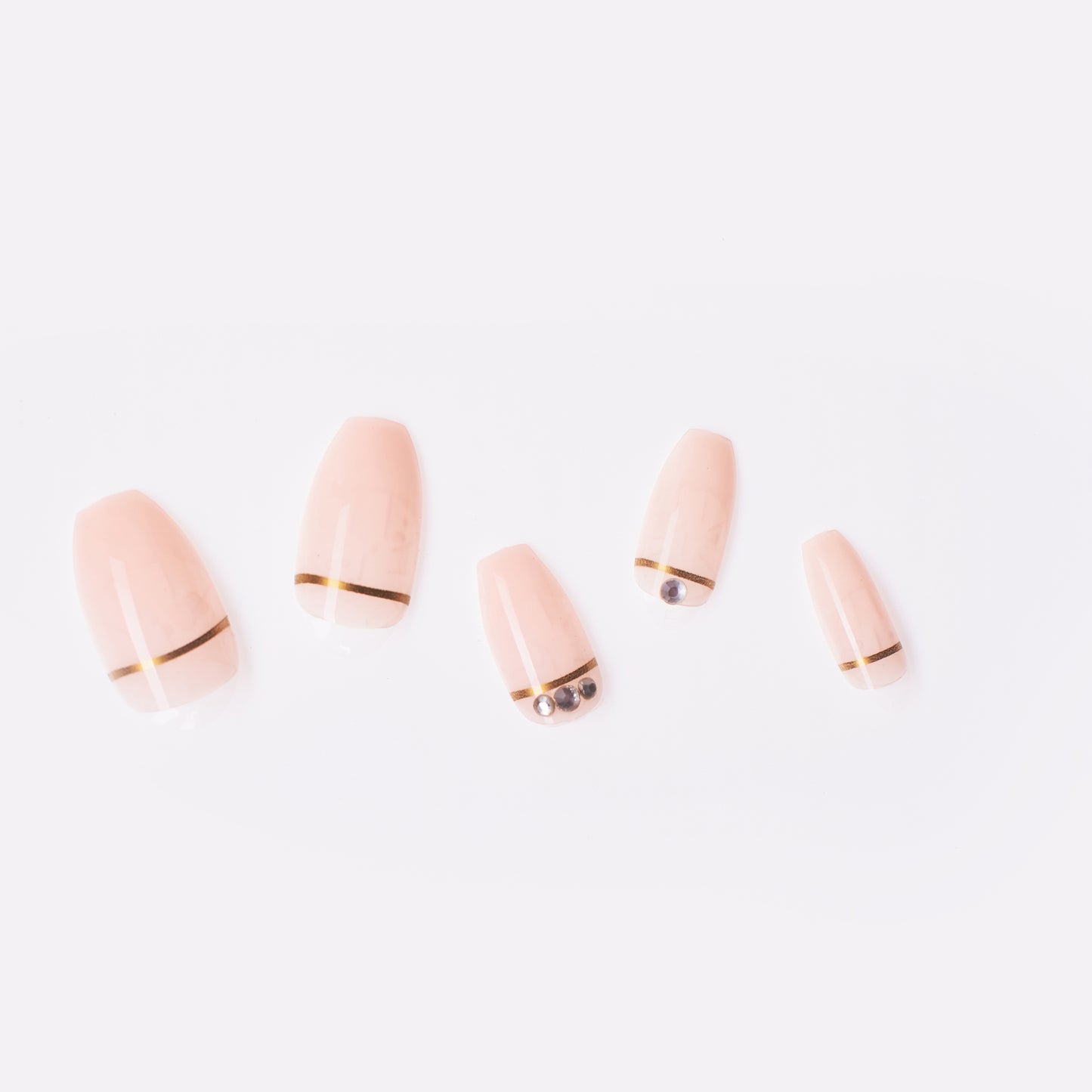 Fancy Nails – Off-White