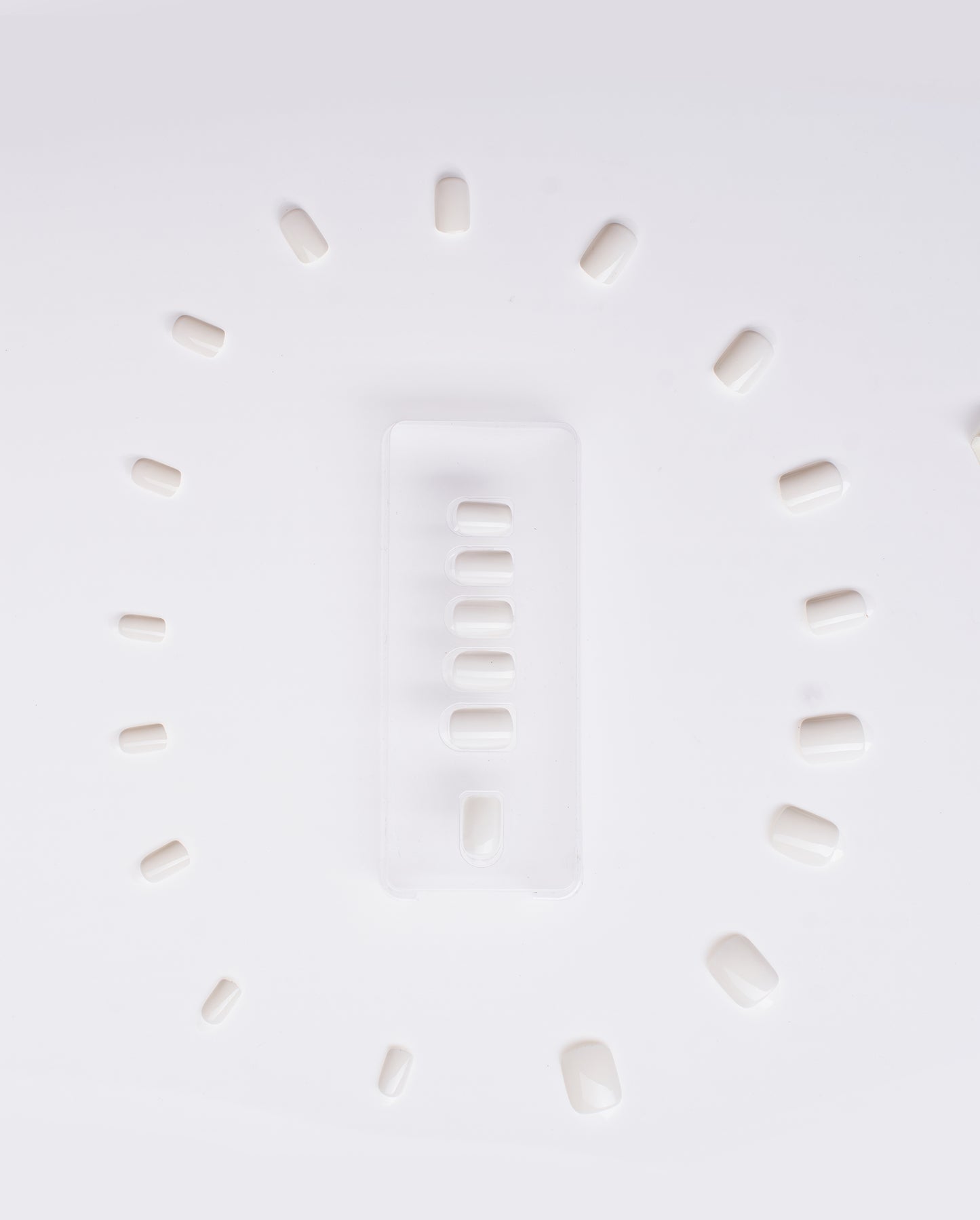 Solid Nails – White (Square)