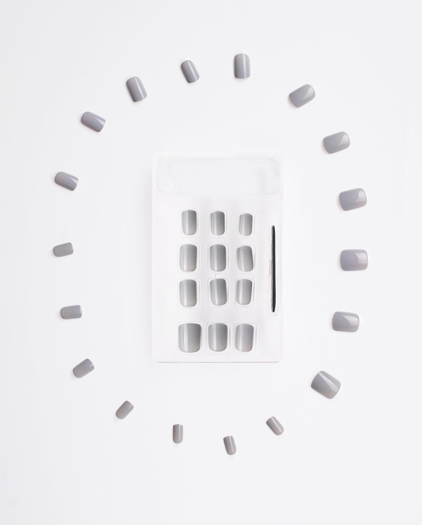 Solid Nails – Light Grey